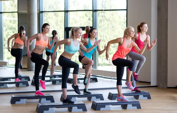 depositphotos_50813457-stock-photo-group-of-women-working-out